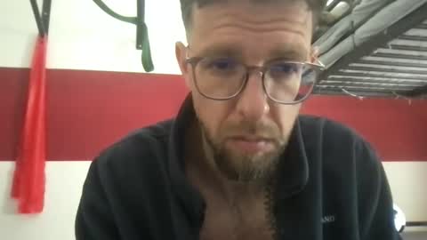 Snapshot of martinmagic467657 chatting on 04.22.26 martinmagic467657 online show from 04.22.26