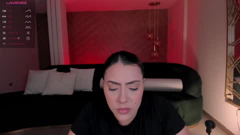 Martinna Bonnet online show from 12.19.24