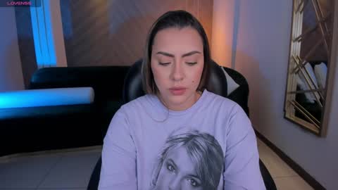 Martinna Bonnet online show from 01.13.25