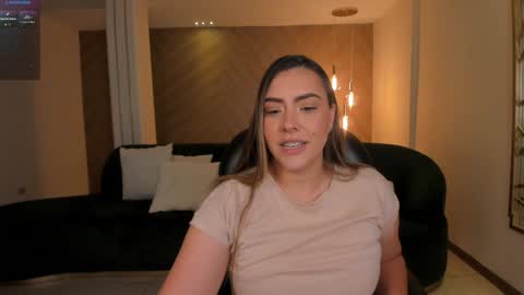 Martinna Bonnet online show from 02.02.25