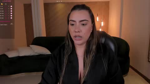 Martinna Bonnet online show from 02.18.25