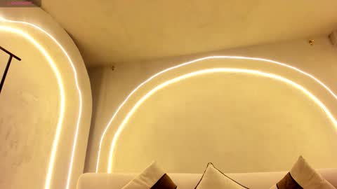 Martinna Bonnet online show from 11.26.25