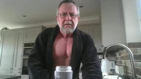 Snapshot of martinrgbxxxx chatting on 03.25.26 martinrgbxxxx online show from 03.25.26