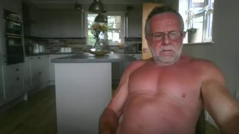 Snapshot of martinrgbxxxx chatting on 06.29.26 martinrgbxxxx online show from 06.29.26