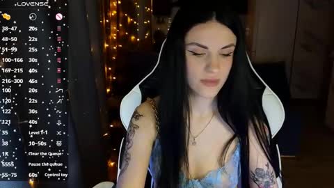 Snapshot of mary___moore chatting on 12.13.24 Maria online show from 12.13.24