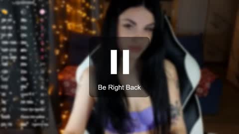 Snapshot of mary___moore chatting on 12.29.24 Maria online show from 12.29.24