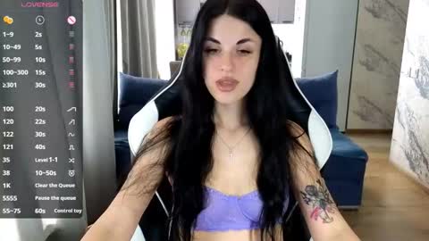 Snapshot of mary___moore chatting on 09.20.25 Maria online show from 09.20.25