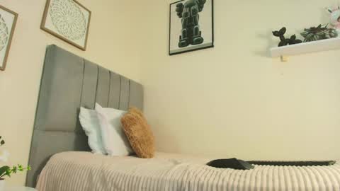 mary_cute9 online show from 04.14.26