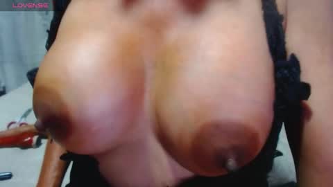 Snapshot of mary_hellen1 chatting on 09.25.25 Mary Hellen online show from 09.25.25