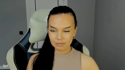 mary_jain13 online show from 10.10.25