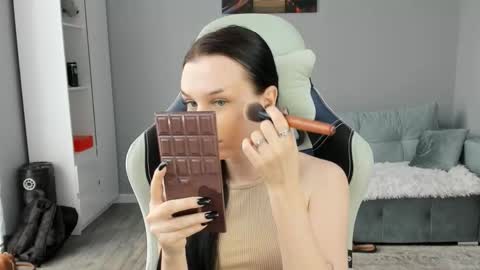 mary_jain13 online show from 10.31.25