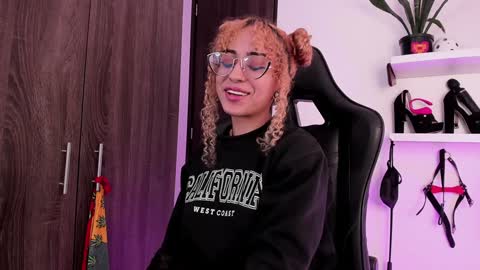 Mary Jane  online show from 01.25.25