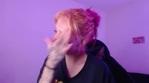 Snapshot of mary_janness chatting on 11.24.25 100 online show from 11.24.25