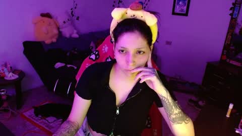 Snapshot of mary_janness chatting on 04.13.26 100 online show from 04.13.26