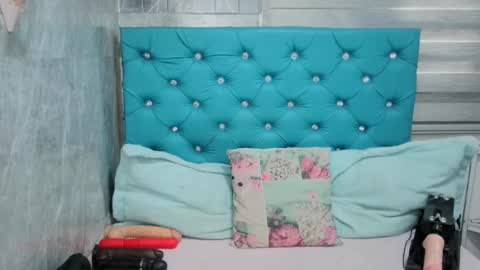  Mary Moon  online show from 03.04.25