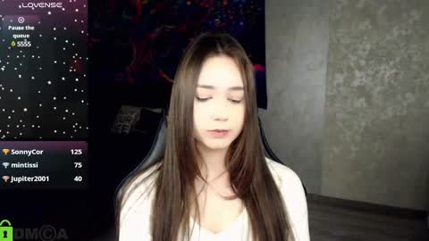 Mary online show from 02.04.25