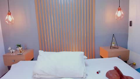 Snapshot of mary_suarez chatting on 01.15.25 Maria online show from 01.15.25