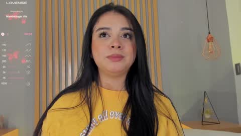 Snapshot of mary_suarez chatting on 01.27.25 Maria online show from 01.27.25