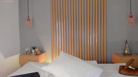 Snapshot of mary_suarez chatting on 02.08.25 Maria online show from 02.08.25