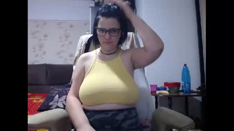 Snapshot of mary_x chatting on 01.13.26 Mary online show from 01.13.26