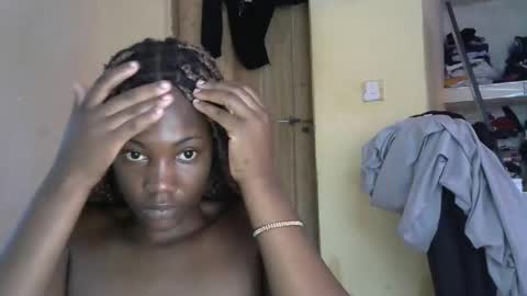 Mary online show from 12.15.25