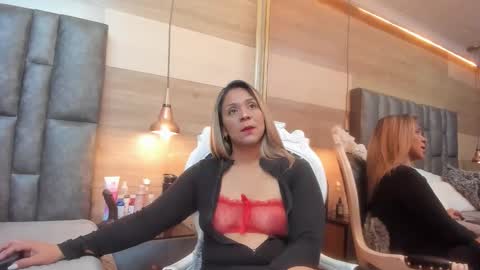 Snapshot of maryhawkey chatting on 02.25.26 maryhawkey online show from 02.25.26