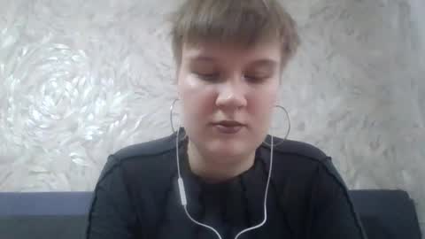 maryjones2005 online show from 11.13.25