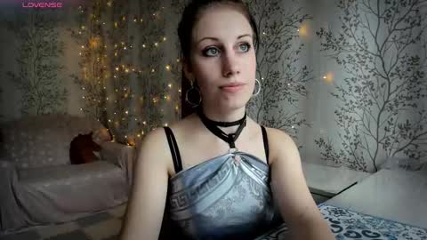 Mary Lou online show from 10.04.25