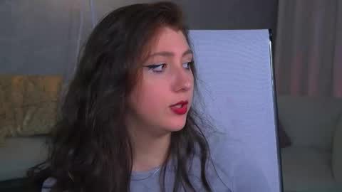 Snapshot of marymillerr chatting on 10.21.25 Mary Miller online show from 10.21.25