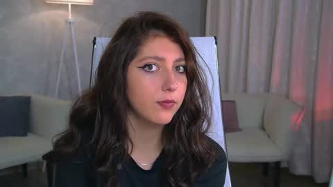 Snapshot of marymillerr chatting on 10.31.25 Mary Miller online show from 10.31.25