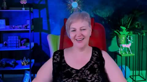 marymogan online show from 11.25.25