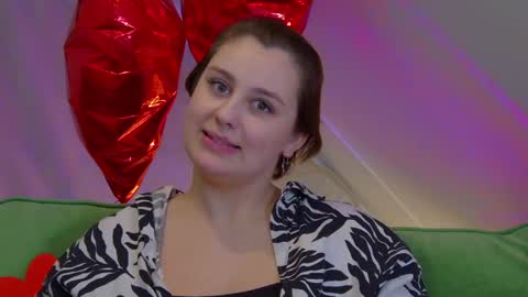 MaryMurrays online show from 02.25.25