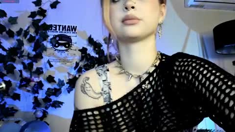 Mary x online show from 02.25.25