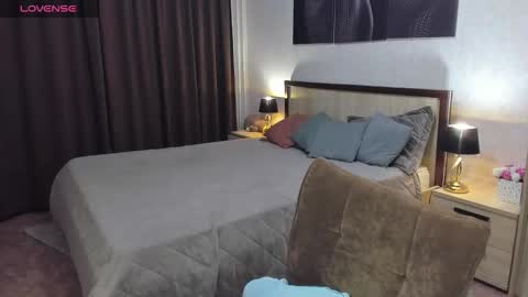 Snapshot of marysax chatting on 10.27.25 MarySax online show from 10.27.25