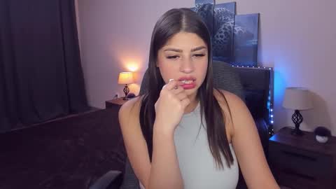 Snapshot of marysax chatting on 12.01.25 MarySax online show from 12.01.25