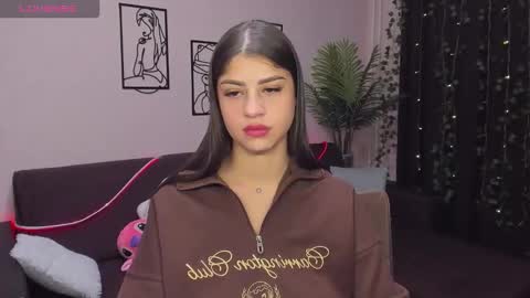 Snapshot of marysax chatting on 12.16.25 MarySax online show from 12.16.25