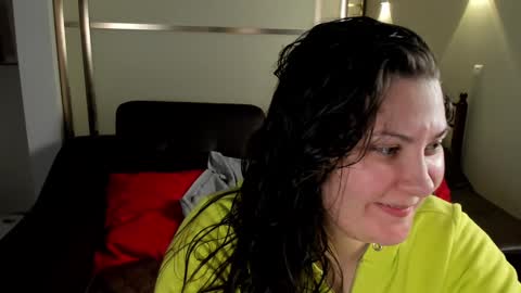 Snapshot of maryswon chatting on 12.31.24 Mary online show from 12.31.24