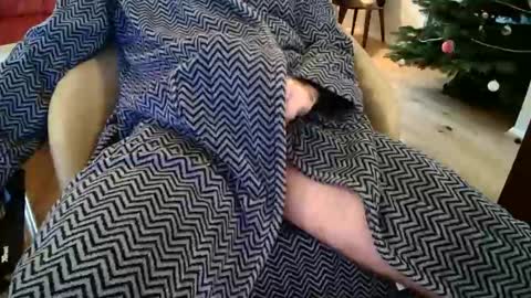 Snapshot of mas_333 chatting on 12.16.25 mas 333 online show from 12.16.25