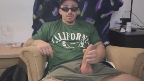 Snapshot of masachusset chatting on 11.29.25 masachusset online show from 11.29.25