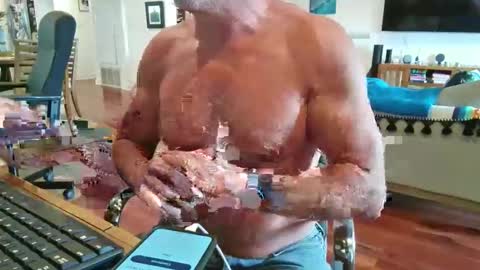 Snapshot of mascmuscle49 chatting on 12.03.25 mascmuscle49 online show from 12.03.25