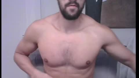 Snapshot of mascuhunk chatting on 02.01.25 mascuhunk online show from 02.01.25