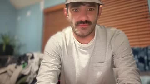 Masculine Hole online show from 10.15.25