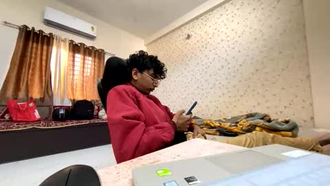 maskboyz2003 online show from 11.20.25