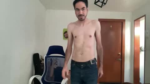 Snapshot of masked_latin_noir chatting on 12.04.25 Masked Latin Noir online show from 12.04.25