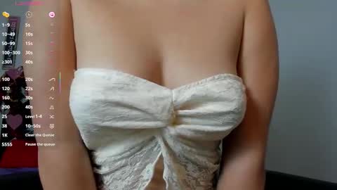 Scarlet  online show from 01.05.26