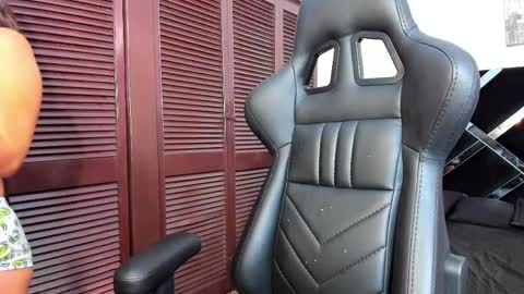 Scarlet  online show from 04.12.26