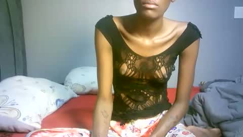 maskgang001 online show from 11.10.25