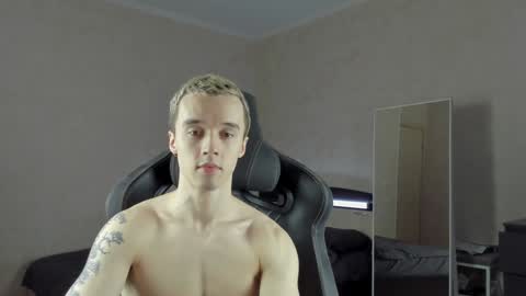 Snapshot of mason_warhol chatting on 12.11.24 Mason online show from 12.11.24