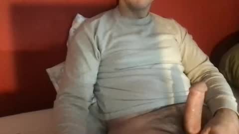 Snapshot of massaussie chatting on 01.15.26 massaussie online show from 01.15.26