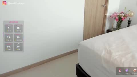 Eve   Independent model online show from 09.13.25